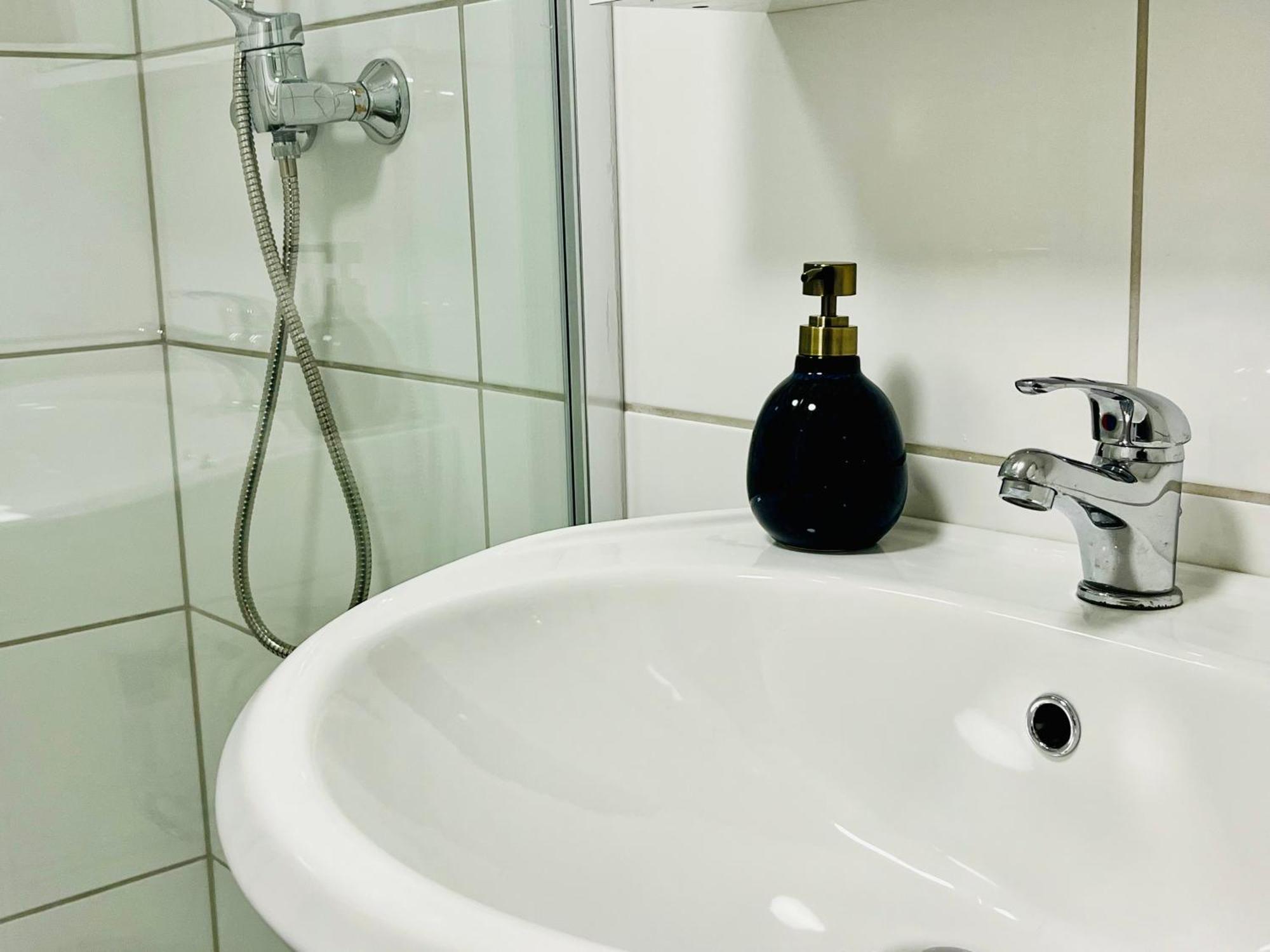 Aycatcherhomes - Top Lage I Zentral I Altstadt Marburg I Naehe Fluss Lahn I Wlan I Parterre Boutique Apartment Orion מראה חיצוני תמונה